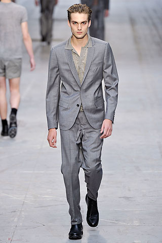 Costume National / - 2011